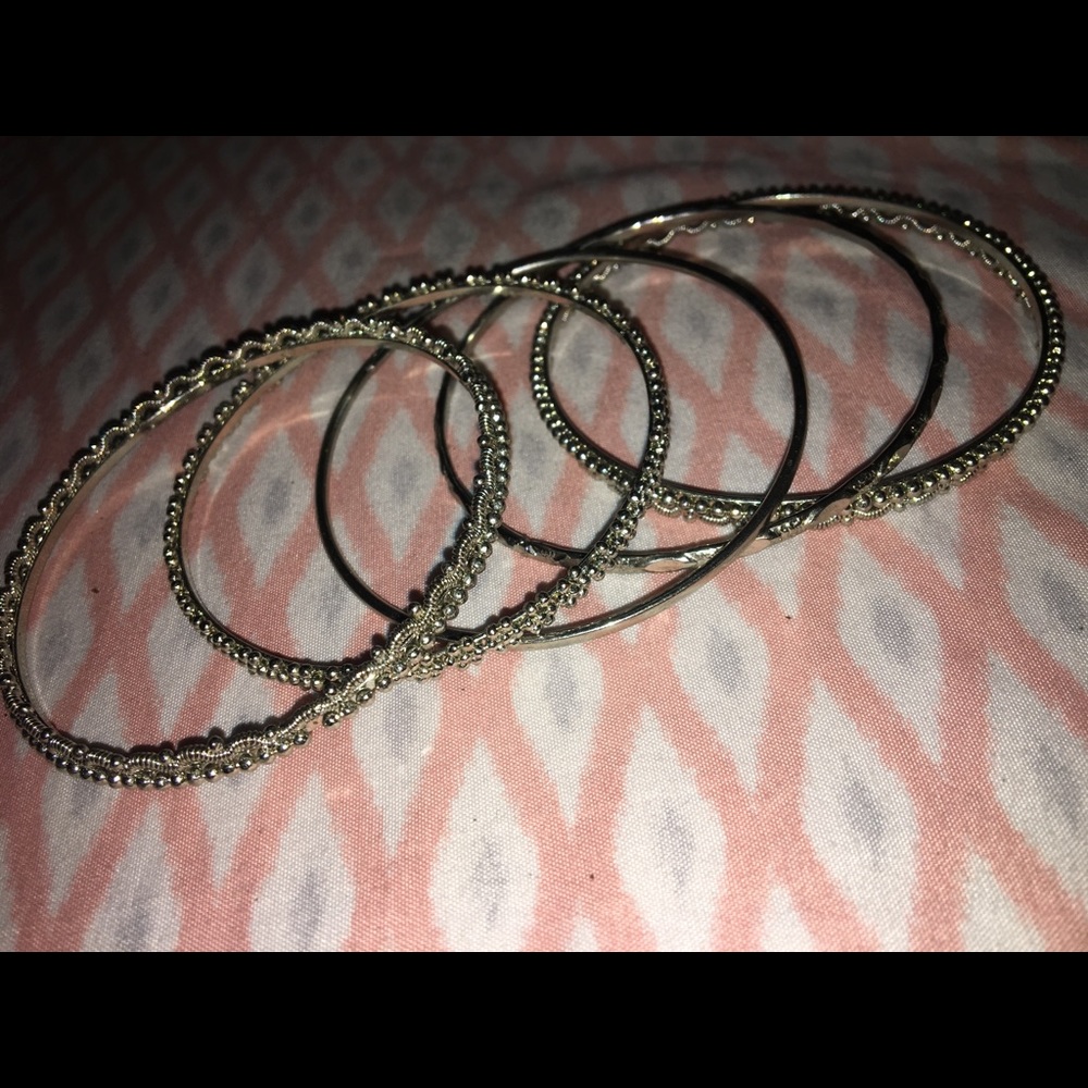 5 stylish bracelets